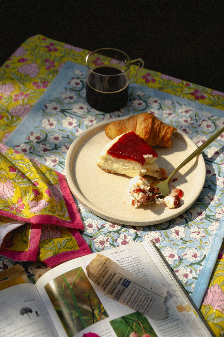 Nargis Holiday Gift Set – Hand Block Printed Striped Table Runner & 4 Placemats | Artisanal Gift under $100