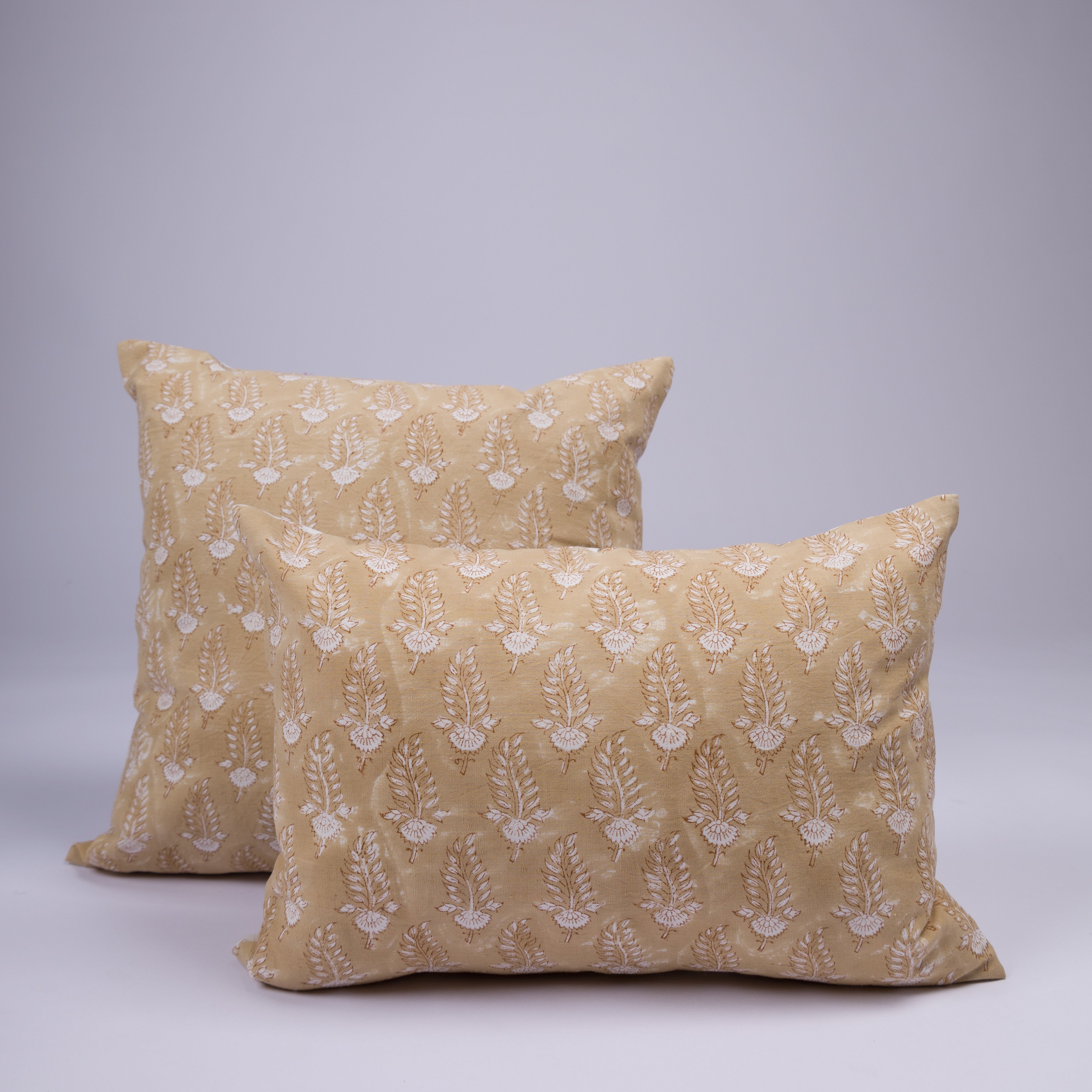 Noor - Hand Block-Printed Khadi Cotton Pillowcase (Mocha)