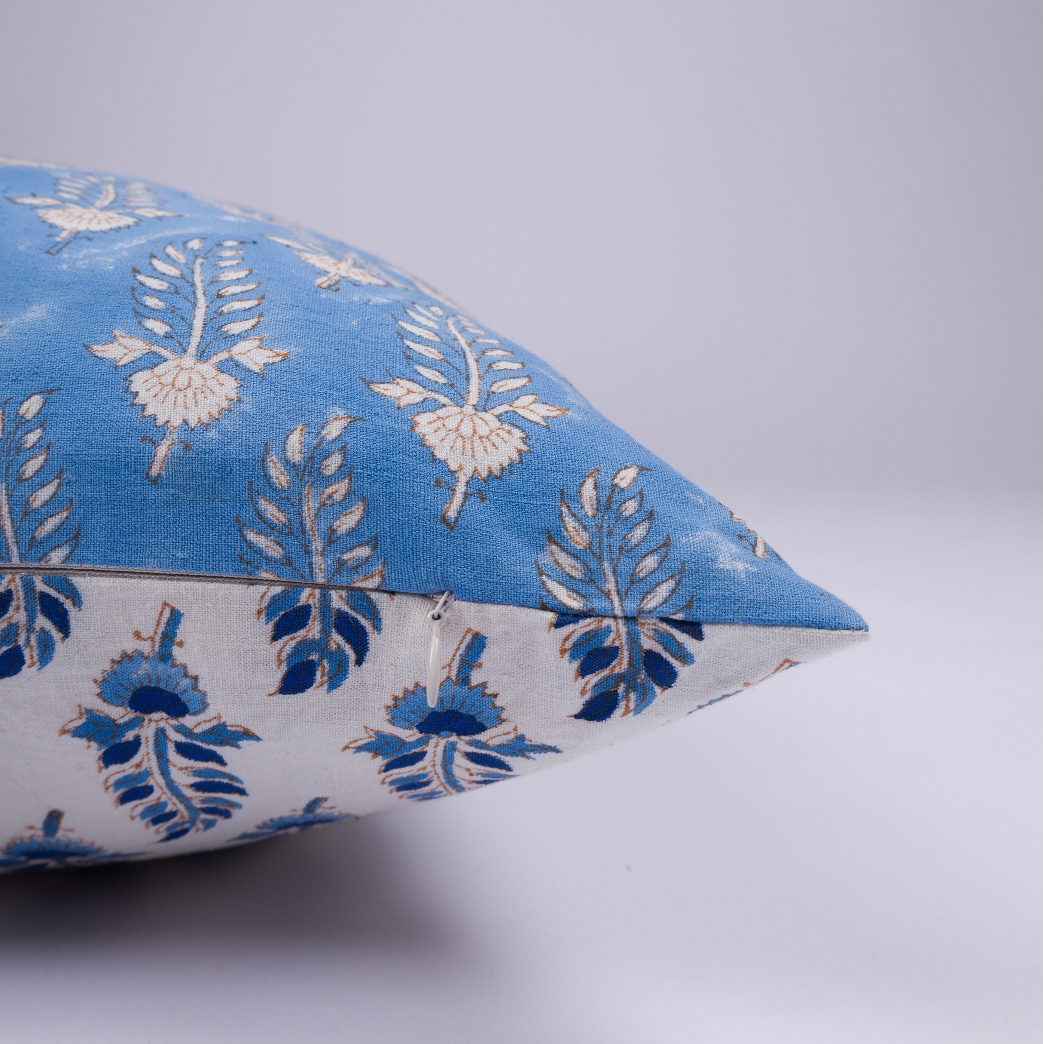 Noor - Hand Block-Printed Khadi Cotton Pillowcase (Blue)