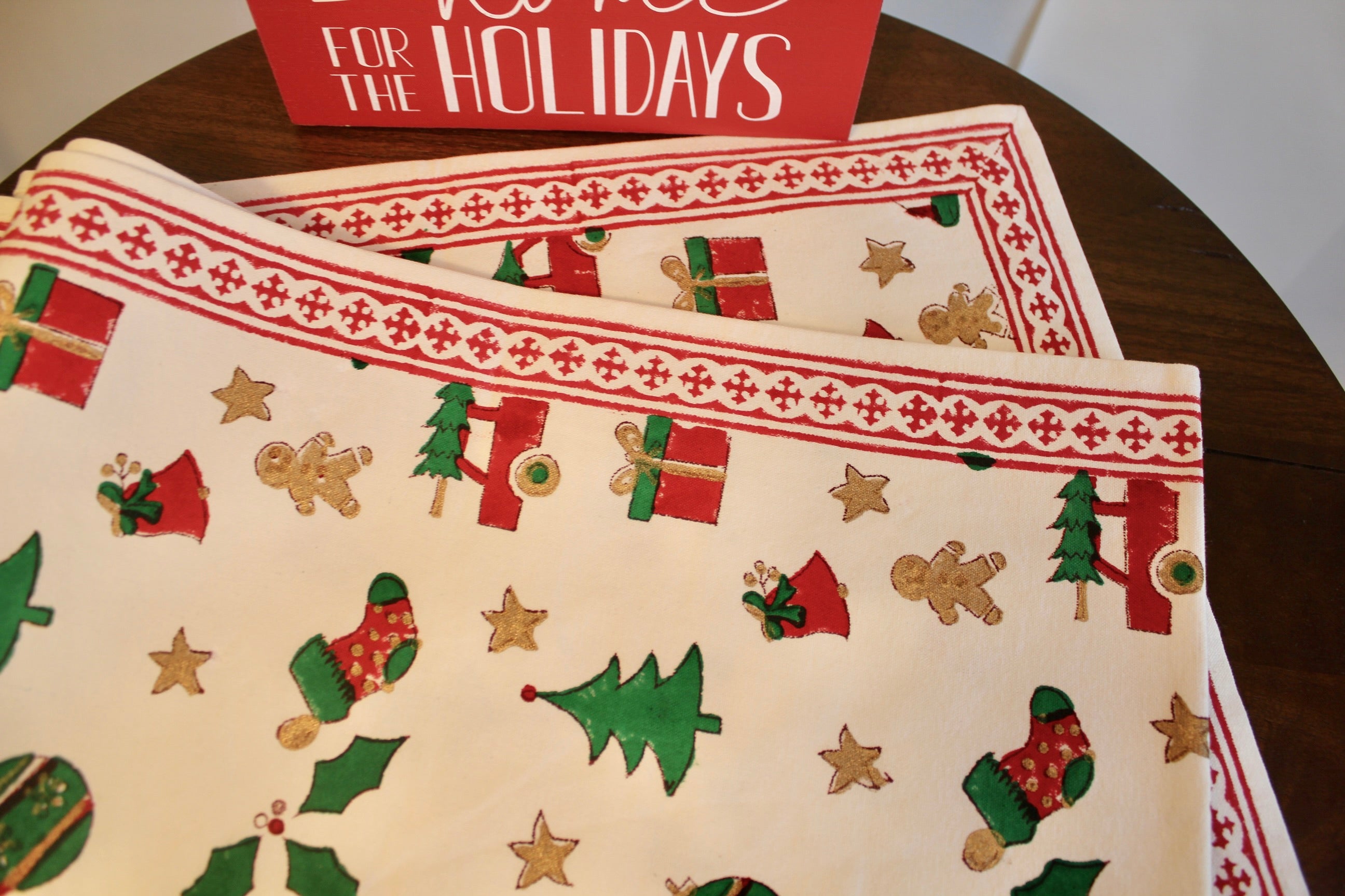 Merry Stamps - Hand Block-Printed Cotton Table Runner