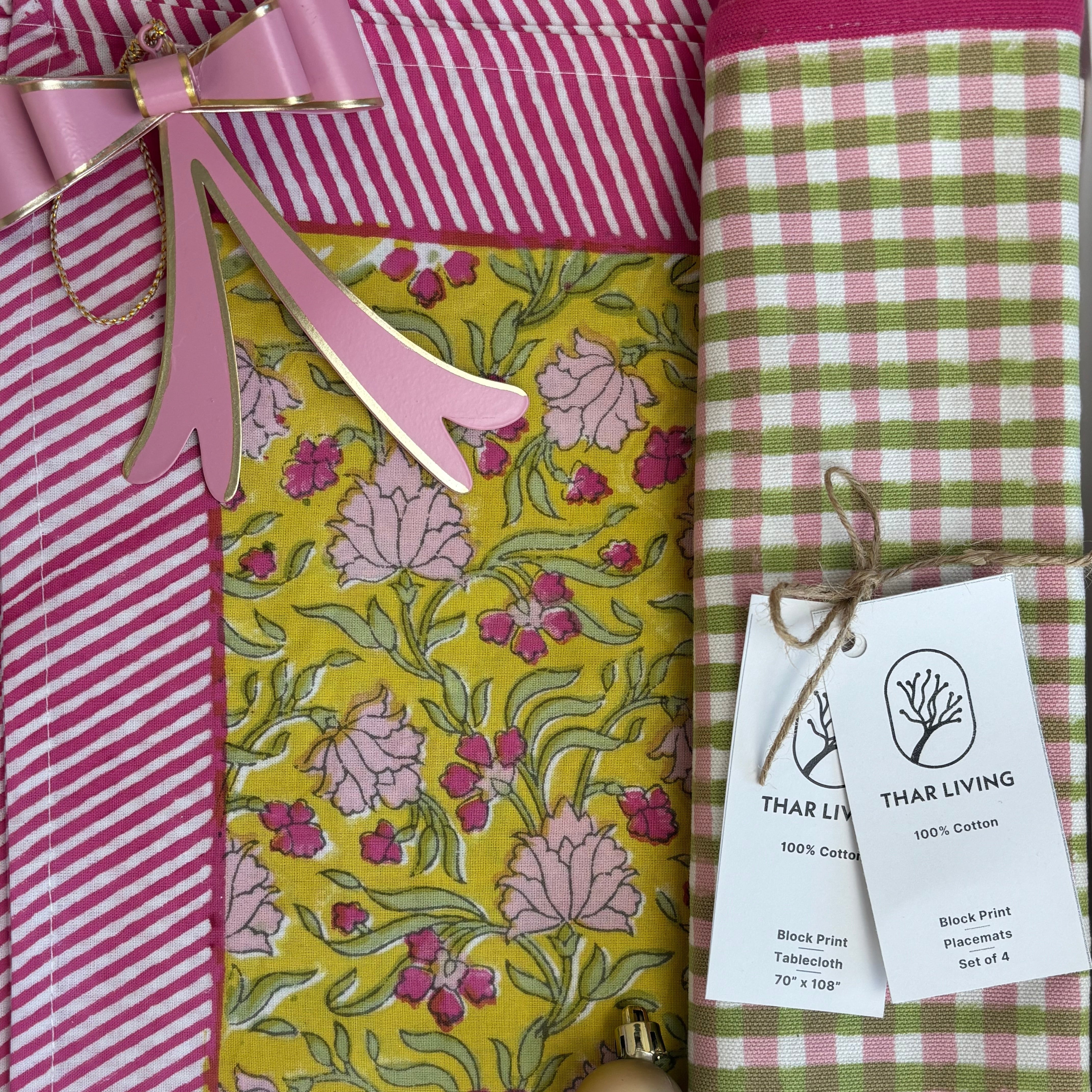 Jasmine holiday gift set by Thar featuring a hand block-printed cotton table cloth and 4 matching gingham placemats.