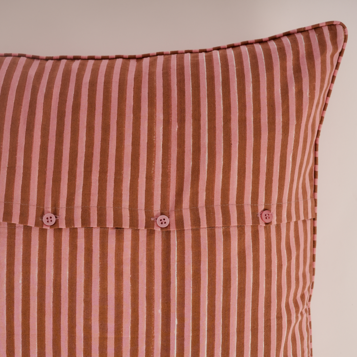 Flaxfield - Hand Block-Printed Cotton Pillowcase (Rose)