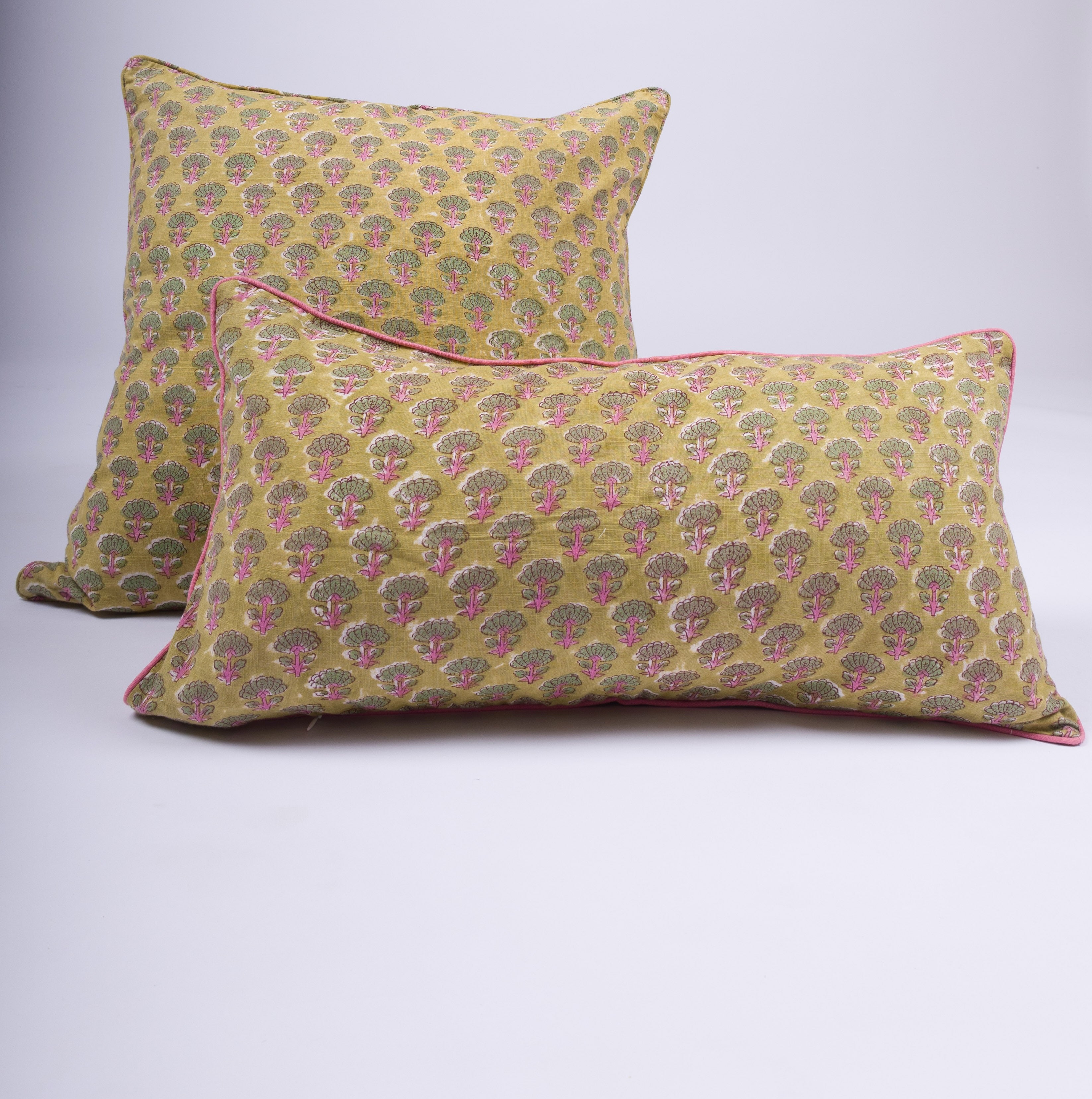 Kaina - Hand Block-Printed Cotton Pillowcase