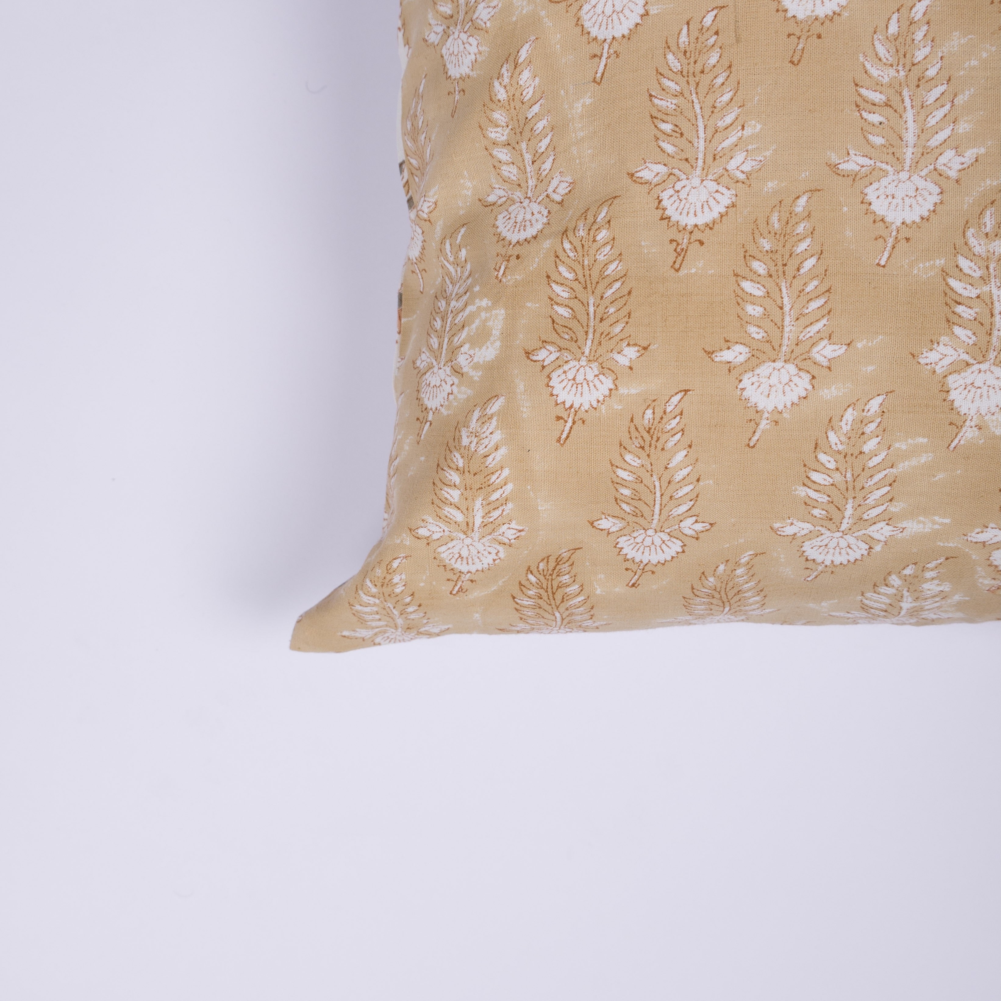 Noor - Hand Block-Printed Khadi Cotton Pillowcase (Mocha)