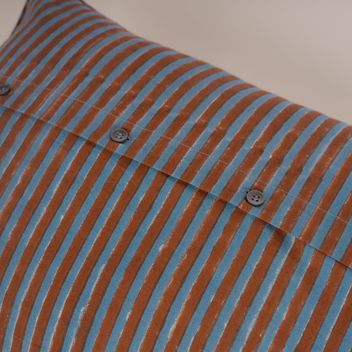 Flaxfield -  Hand Block-Printed Lumbar Ruffle Pillowcase (Sand)