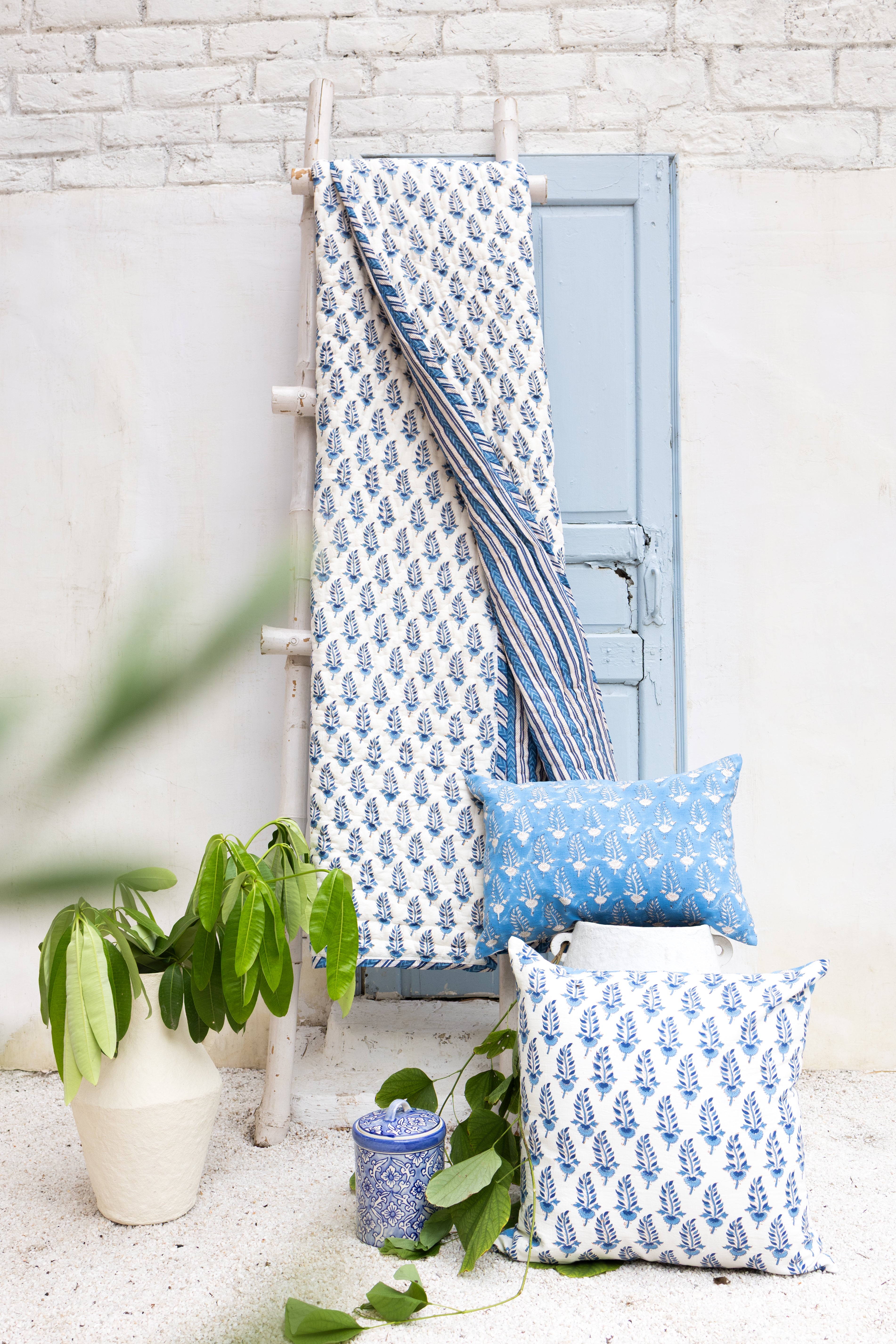 Noor- Hand Block-Printed Hand Quilted Reversible Throw (Blue)