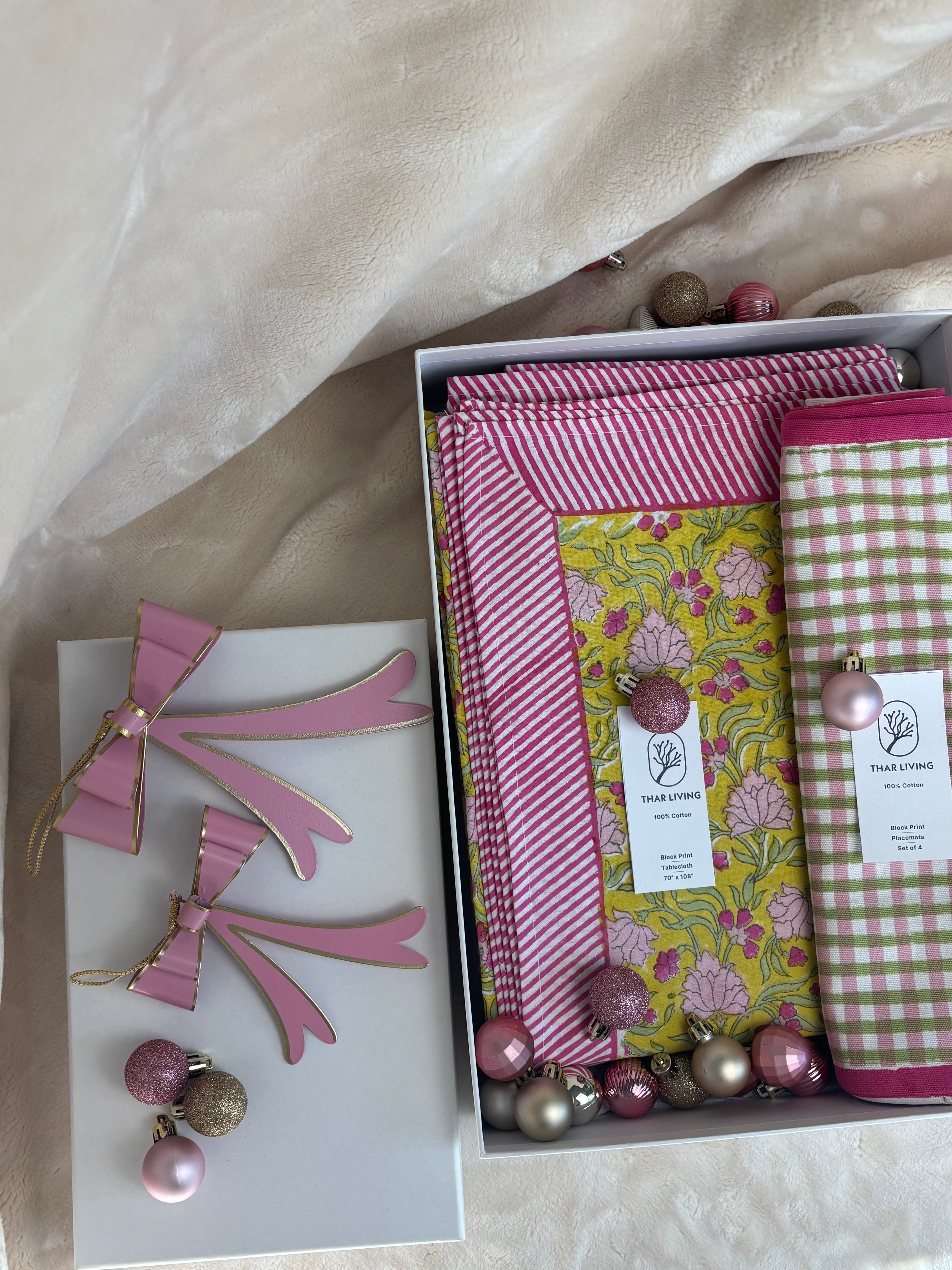 Jasmine Holiday Gift Set – Hand Block Printed Table Cloth & 4 Placemats (Under $100)