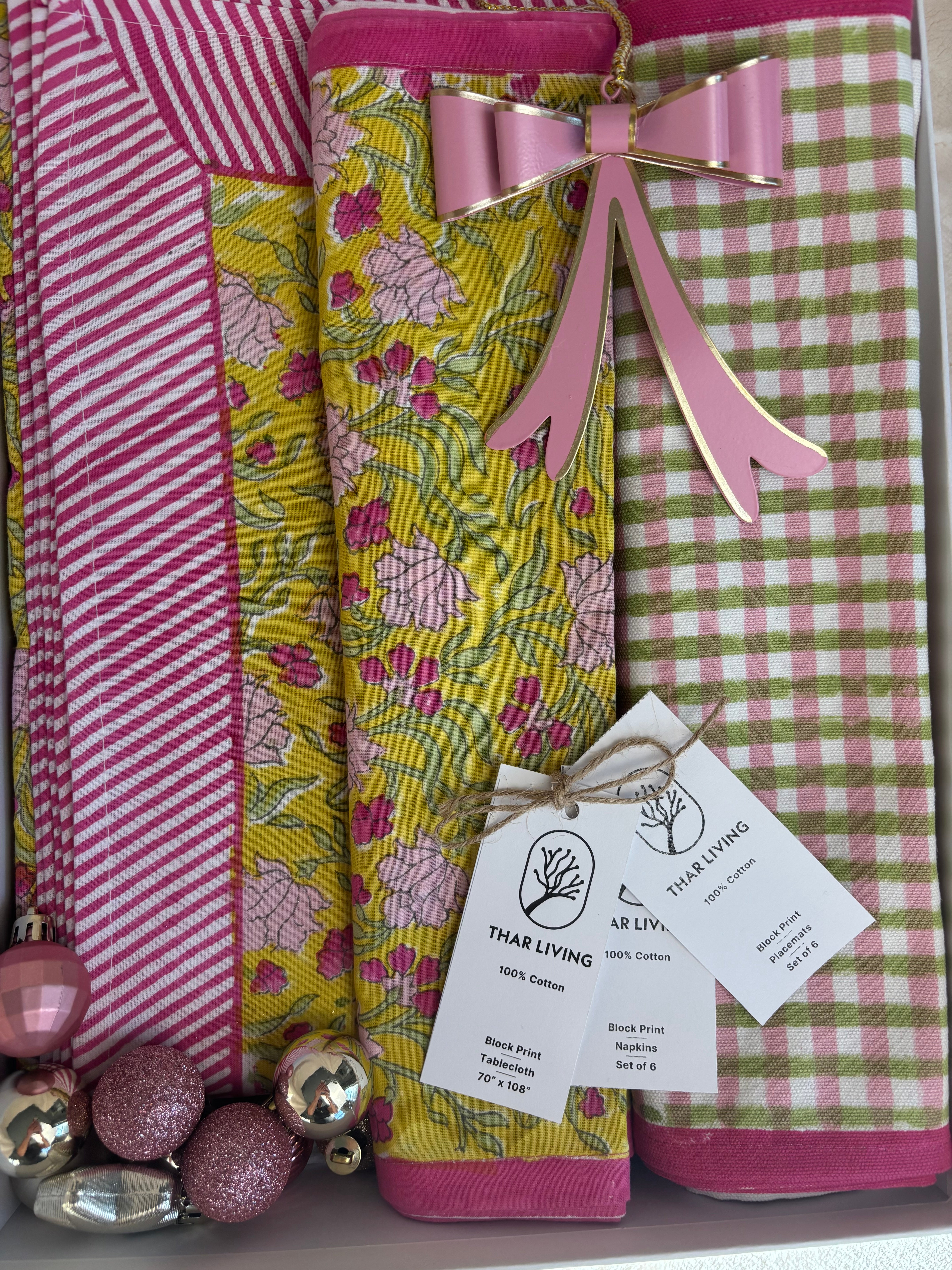 Jasmine Holiday Gift Set – Hand Block Printed 6 seater Table Cloth, 6 Mats & 6 Napkins (Under $200)