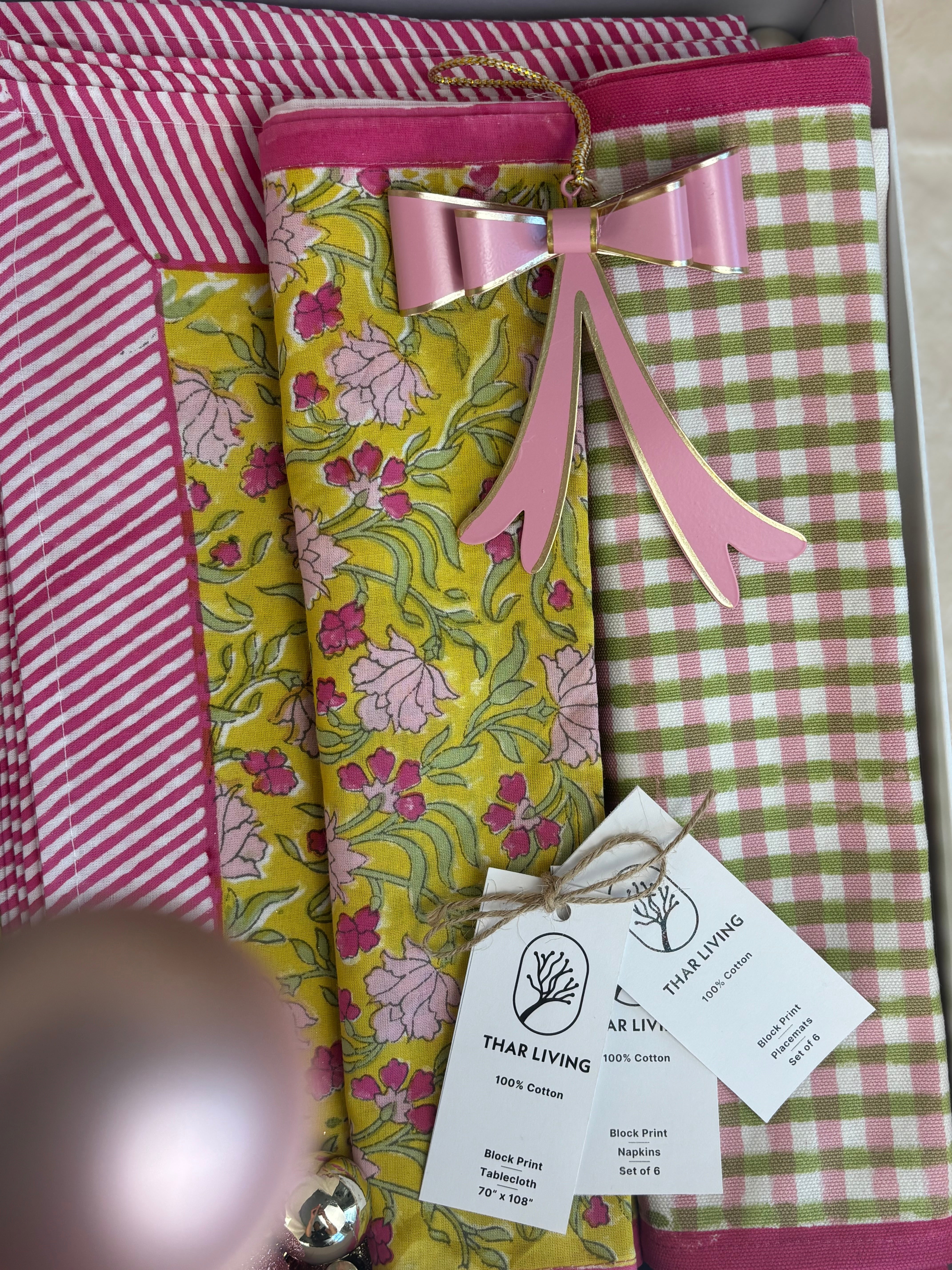Jasmine Holiday Gift Set – Hand Block Printed 6 seater Table Cloth, 6 Mats & 6 Napkins (Under $200)