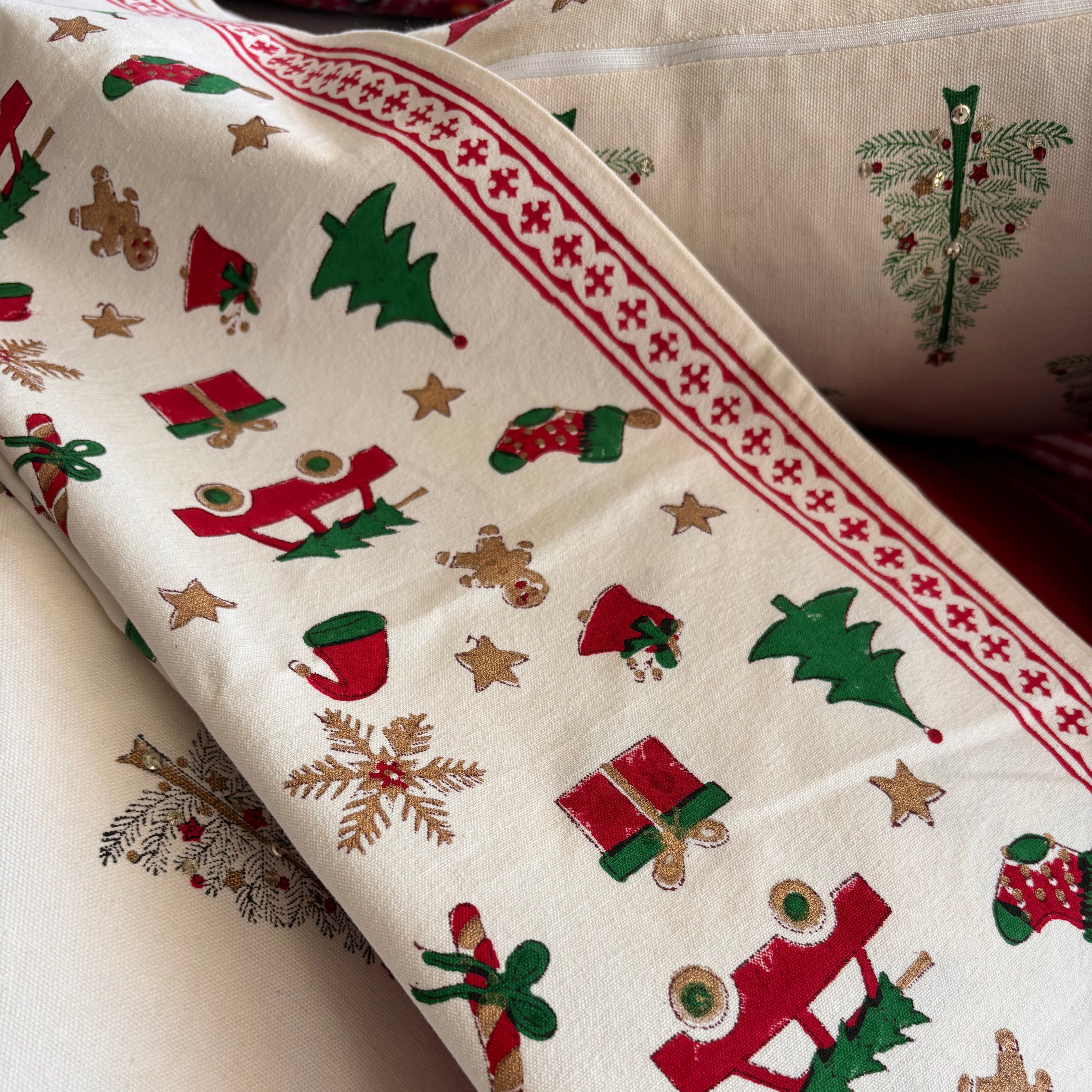 Merry Stamps - Hand Block-Printed Cotton Table Runner